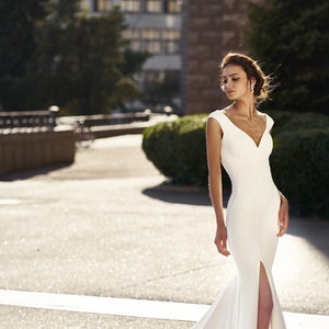 Margot formal mermaid crepe dress hotsell