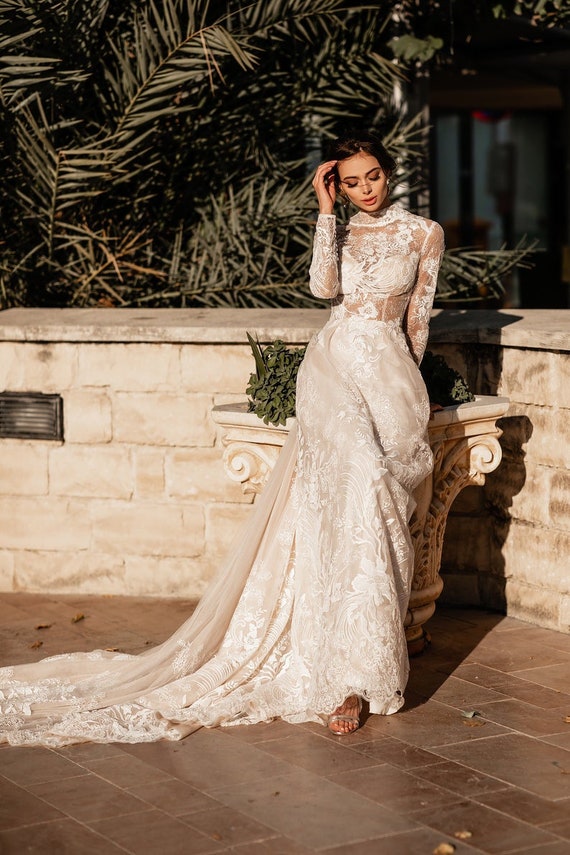 How I Chose My Wedding Gown + A Prayer for Dress Shopping — SPOKEN BRIDE