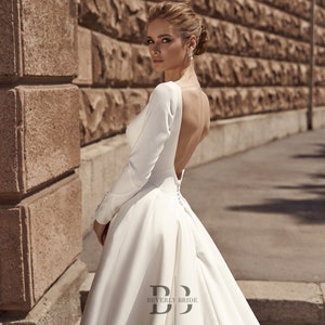 Backless Satin Wedding Dress Long Sleeve 