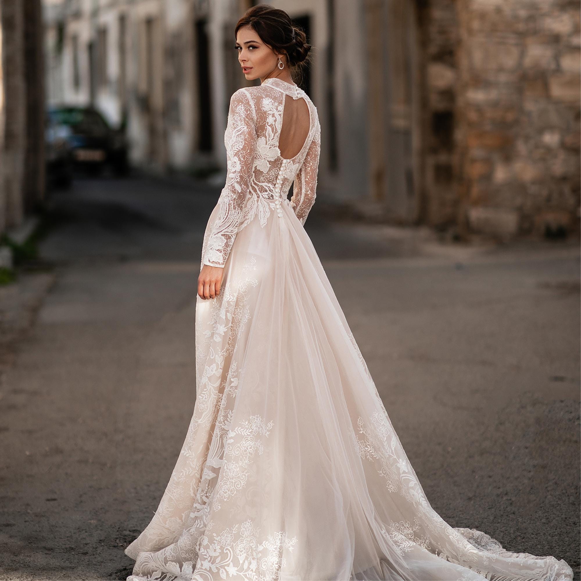 Winter Wedding dress long Sleeve Unique Wedding Gown Winter Wedding dress long Sleeve Unique Wedding Gown