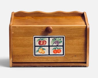 Vintage Wooden Bread Box with Fruit Tile, Country Kitchen Storage, Grandmillennial Farmhouse Decor, J.C. Penney