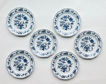 Set of 6 Blue Danube Bread & Bread Plates Like New, Blue Onion China, Blue and White China