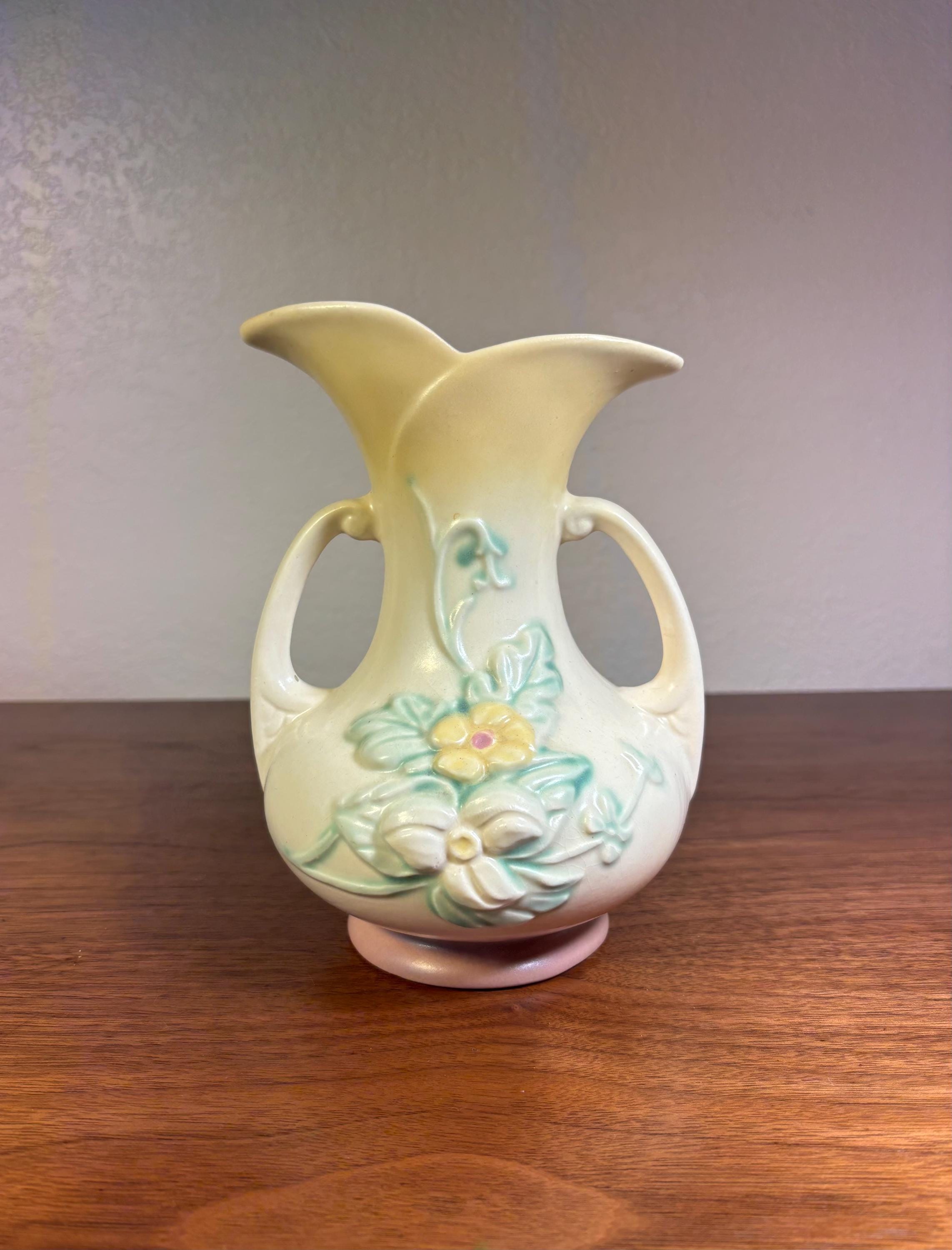 2つの取っ手が付いた花瓶 - Etsy 日本