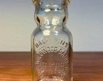 Vintage Wildwood Dairy Santa Rosa CALIF Half Pint Cream Top Milk Bottle Pat 1925