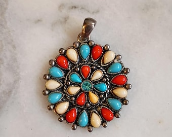 Colgante de plata de alpaca NATIVO AMERICANO con múltiples piedras coloridas del suroeste de 1,5 pulgadas