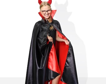 Mantello Reversibile Bambino Per Halloween - Nero/Rosso, Taglia 55 - Costume Da Diavolo, Vampiro, Pirata O Mago