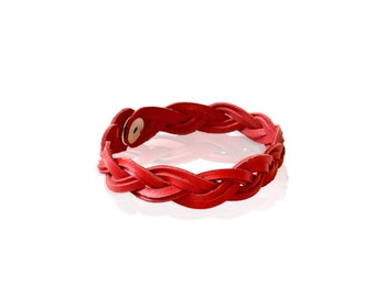 Handmade Braided Leather Bracelet: Unisex Cuff Jewelry