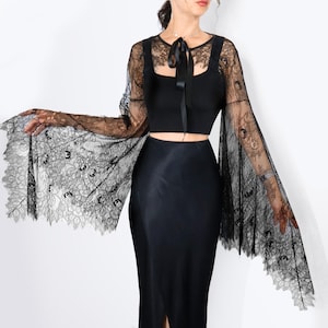 Witch sleeves bolero, lace bolero, vampire bolero, halloween bolero, long sleeve bolero