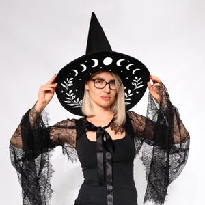 Witch Hat with Moon Print – Wide Brim Adult Witch Hat for Halloween Costume & Party – Gothic Wizard Hat for Women