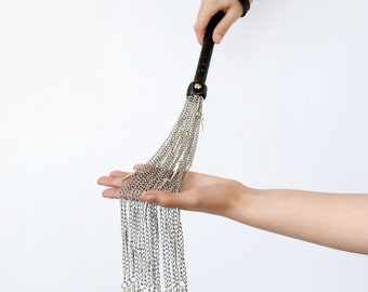 Chain flogger, metal flogger