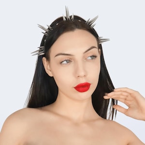 Diadema gótica con pinchos, diadema de cuero punk, estilo alternativo, accesorio gótico para el cabello, accesorio de Halloween, diadema con corona, diadema grunge