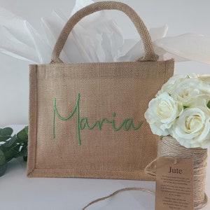 Personalisierte Geschenktasche, Brautjungfer Geschenktasche, gestickte Tragetaschen, Umweltfreundliches kundenspezifisches Geschenk, Hochzeitsbevorzugung für Familie / Freunde. Mittlere Größe