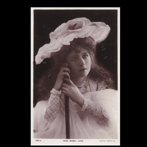 Vintage postcard ∙ Miss Mabel Love