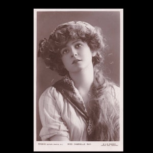 Vintage postcard ∙ Gabrielle Ray