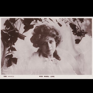 Vintage postcard ∙ Miss Mabel Love