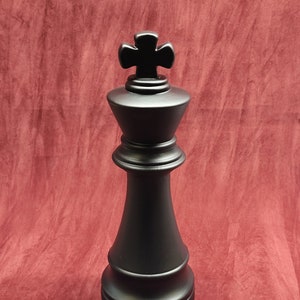Large Chess piece - King cast in resin