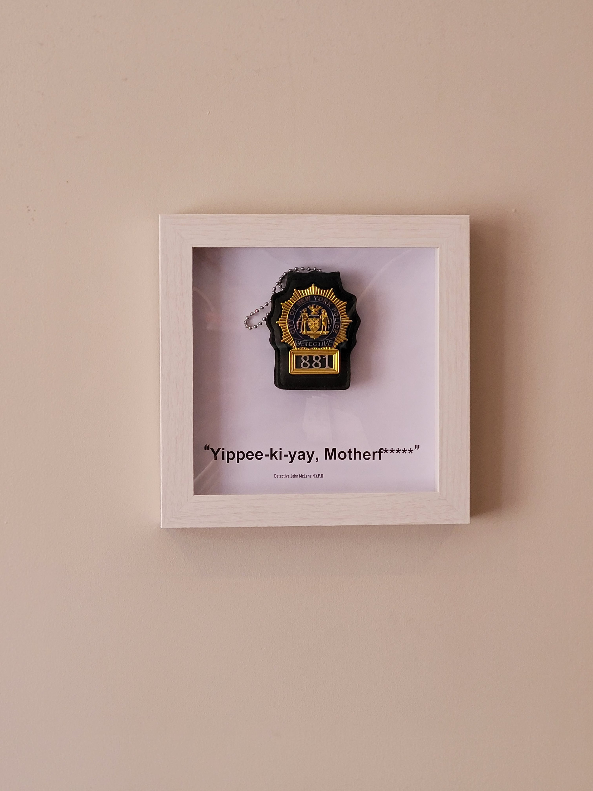 アンティーク バッジ Detective Badge FACTION しめつけ 607