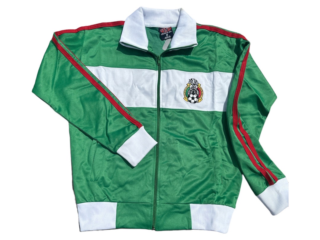 山中柔太朗 soccer'bugシリーズ mocomoco jacket soccer'bugシリーズ] mocomoco jacket｜山中柔太朗｜MAILIVIS