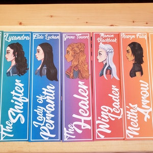 Throne of Glass Damen Regenbogen Lesezeichen, Aelin, Lysandra, Yrene, Elide, Manon, Nesryn, Nehemia | Offiziel lizensiert