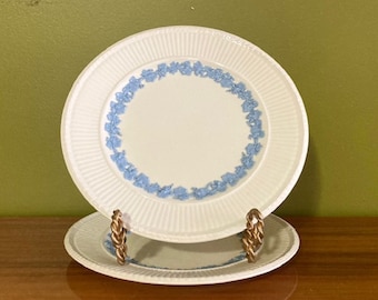 2pcs- 1930's Wedgwood Embossed Queens Ware 8.25" Luncheon Dessert/Salad/Bread Plates, Lavender on Cream w/Ribbed Edges