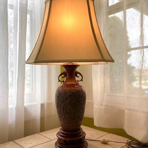 Asian Modern Brass Table Lamp Manner of Marbro
