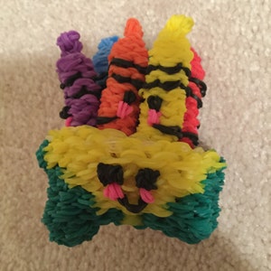 Rainbow loom crayon box
