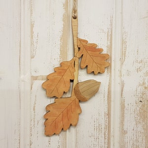 Wooden leaf oak acorn hanging decoration
