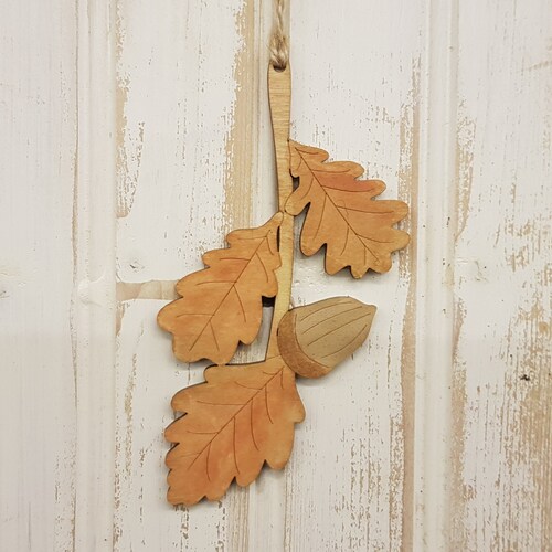 Wooden leaf oak acorn hanging decoration