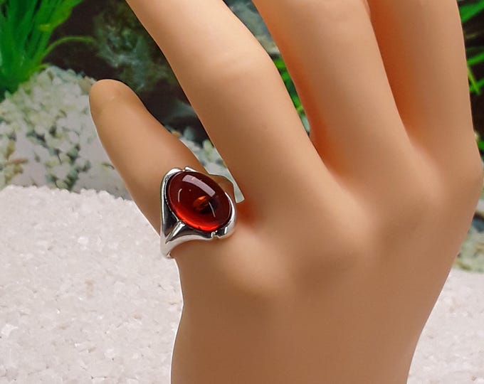925 Sterling Silver Amber Ring size UK N / US 7 - #1