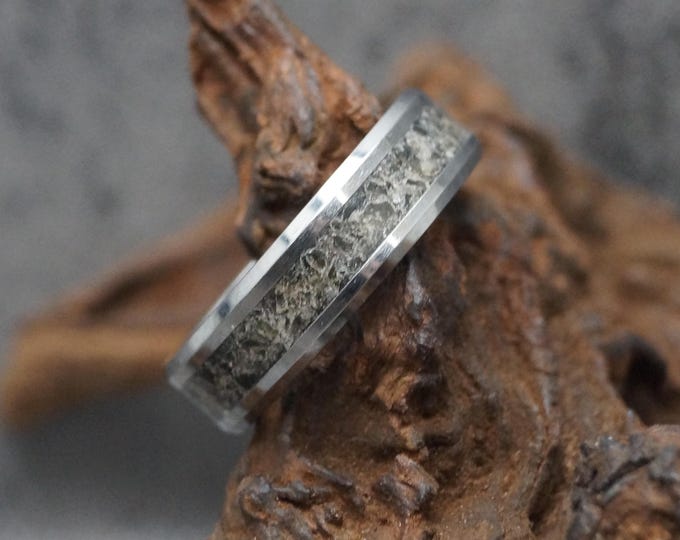 Golden Obsidian Inlay Tungsten Wedding Band: Unique Ring