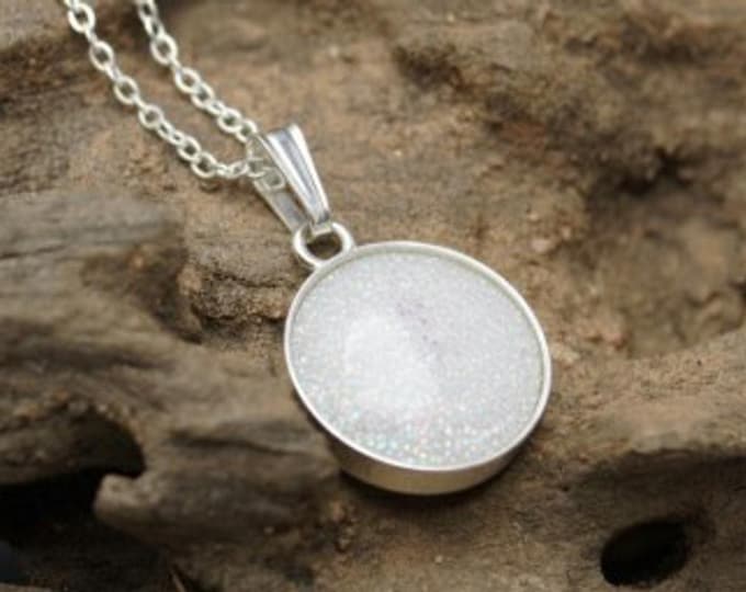 Personalised Sterling Silver Round Pendant and 18" Trace Chain both Hallmarked including Ashes or Hair Inlaid With White Eco-glitter