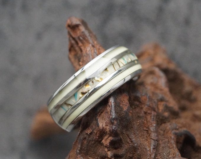 Tungsten Ring: Green Glow, Hawaiian Abalone Shell Inlay (8mm)