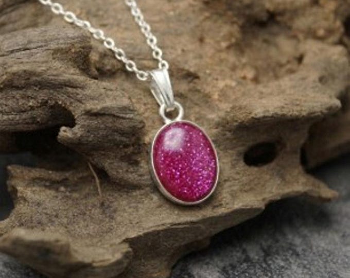 Personalised Sterling Silver Oval Pendant and 18" Trace Chain both Hallmarked including Ashes or Hair Inlaid With Magenta Eco-glitter