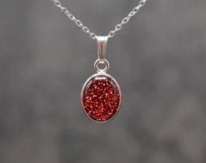 Personalised Sterling Silver Oval Pendant and 18" Trace Chain both Hallmarked including Ashes or Hair Inlaid With Red Eco-glitter
