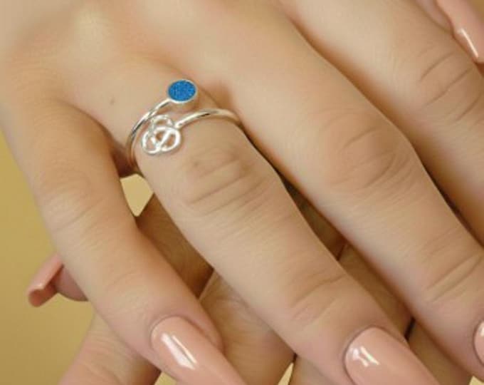 Personalised Sterling Silver Celtic Adjustable Ring with a 4mm Setting including Ashes or Hair Inlaid With Blue-Green Eco-Glitter
