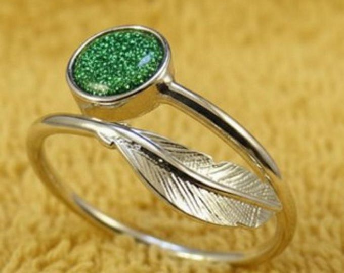 Personalised Sterling Silver Feather Adjustable Ring with a 6mm Setting including Ashes or Hair Inlaid With Green Eco-Glitter