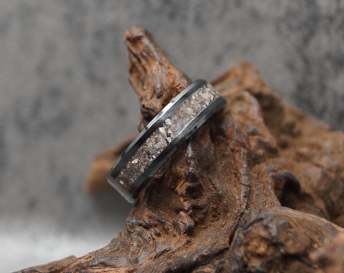 Willemite Ore Inlay Black Ceramic Wedding Band UV Glow Ring