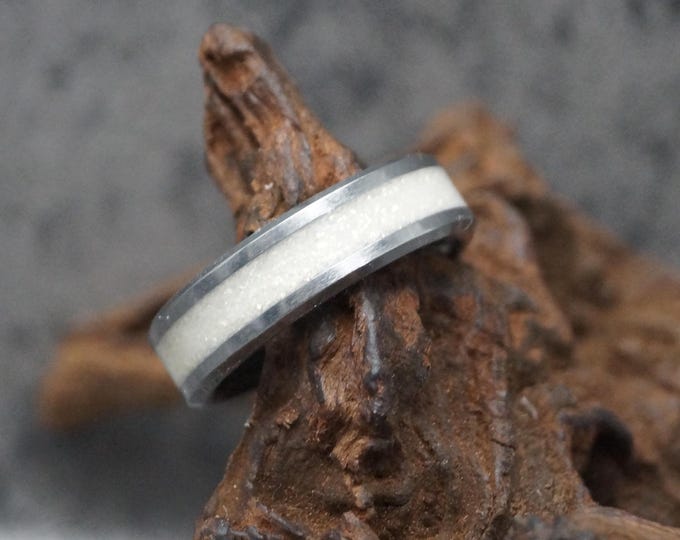 Pet Fur Ring or Pet Ashes Ring with Reflective Gold Eco-Glitter Tungsten Ring