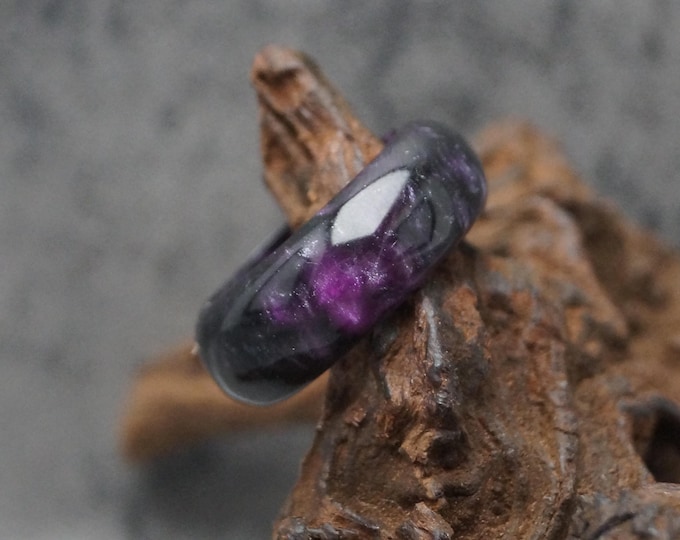 Resin Ring - Purple Resin Ring  Retro Purple Resin Ring 8 mm wide ring - Gift idea > 5