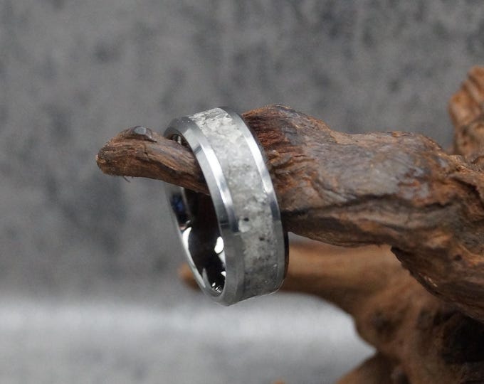 Yooperlite Inlay Tungsten Carbide Wedding Band UV Glow Ring