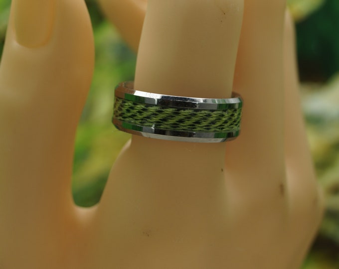 Spider-Line Fishing Line Green #4 - Inlay Tungsten Ring - Available 4 mm, 6 mm or 8 mm Wide Ring