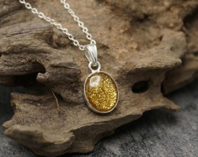 Personalised Sterling Silver Oval Pendant and 18" Trace Chain both Hallmarked including Ashes or Hair Inlaid With Gold Eco-glitter