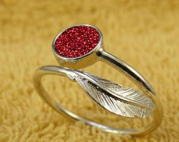 Personalised Sterling Silver Feather Adjustable Ring with a 6mm Setting including Ashes or Hair Inlaid With Red Eco-Glitter