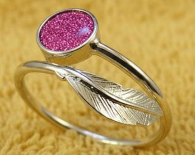 Personalised Sterling Silver Feather Adjustable Ring with a 6mm Setting including Ashes or Hair Inlaid With Magenta Eco-Glitter