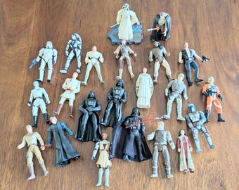 Star Wars Action Figures Lot of 23 Revenge of the Sith Some Accessories M4