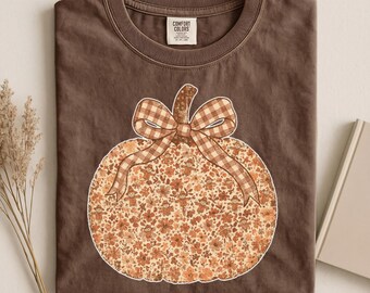 Boho Floral Pumpkin Shirt, Comfort Colors® Scarecrow Gingham Bow Tee, Vintage Fall Patchwork Pumpkin Shirt, Wildflower Autumn Gift for Her