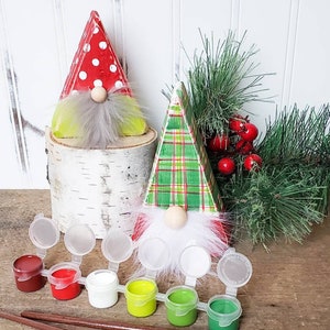 DIY Holiday Gnome Painting Kit - Christmas and Winter Decor, Kids Party Group Craft
