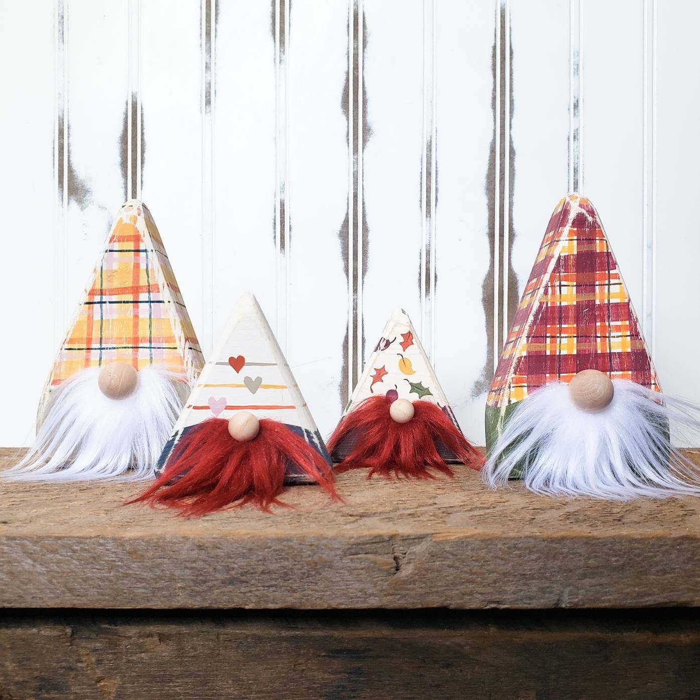  Gnome Beards for Crafting, 28 Pieces Pre-Cut Christmas