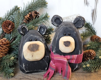 Orsi in legno intagliati a mano / Decorazione rustica per baita, vivaio nel bosco