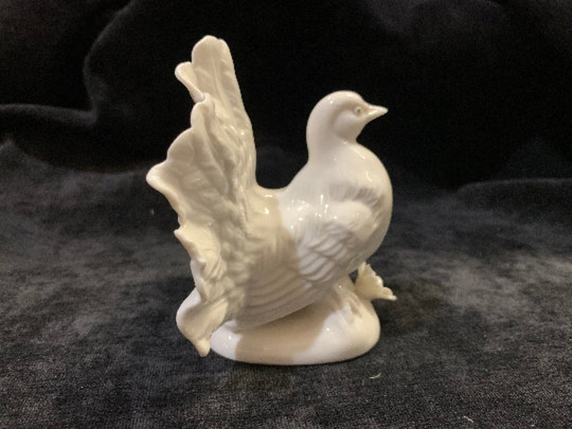 Porcelain Fan Tailed Turtle Dove Statue Vintage Etsy